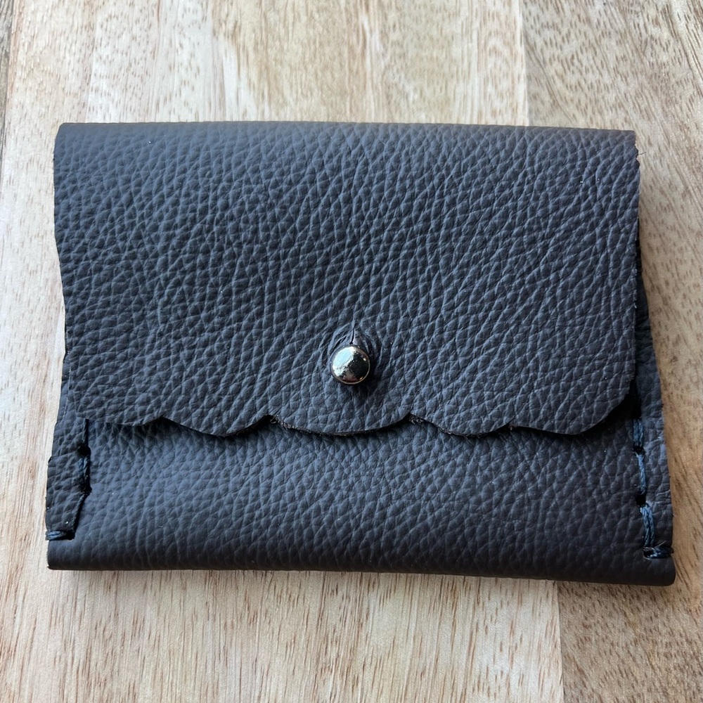 New Leather Handmade Women’s Hand Stitched Brown Wallet Scalloped Edge